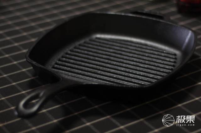 洛极(Lodge)美国进口铸铁牛排煎锅 洛极(Lodge)美国进口铸铁牛排煎锅