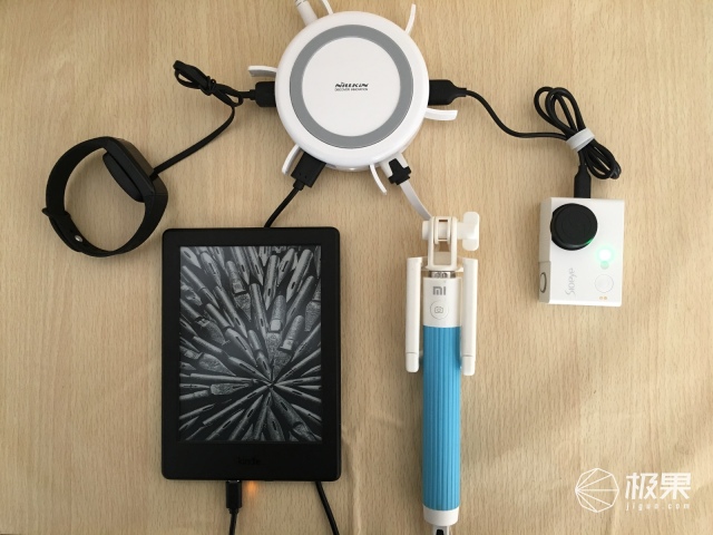 耐尔金（nillkin）隐士多功能无线充电器