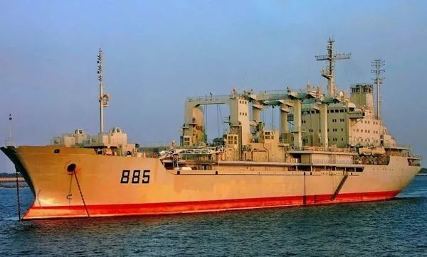 中国海军综合补给舰取经“独联体” 进入快速发展期