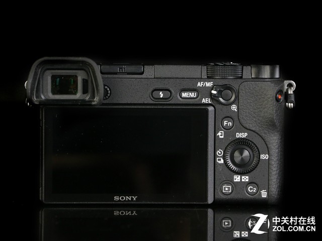 随身拍照好选择 热门轻便微单相机盘点 