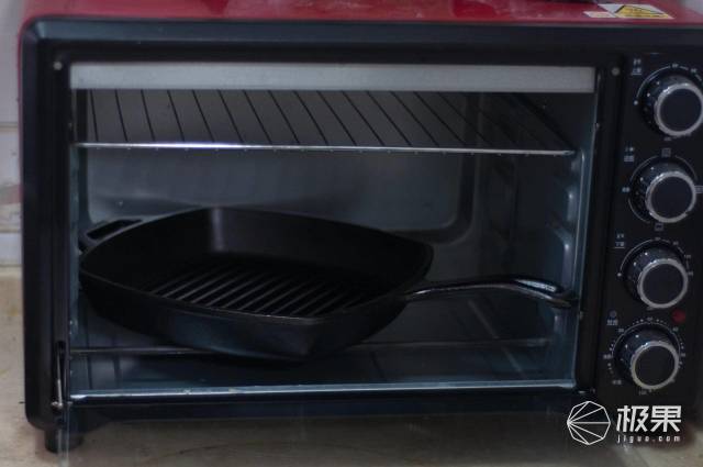 洛极(Lodge)美国进口铸铁牛排煎锅 洛极(Lodge)美国进口铸铁牛排煎锅