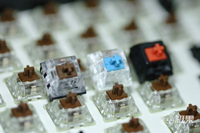 芝奇(G.SKILL)KM570背光机械键盘 芝奇(G.SKILL)KM570背光机械键盘