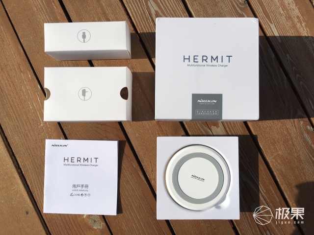 耐尔金（nillkin）隐士多功能无线充电器