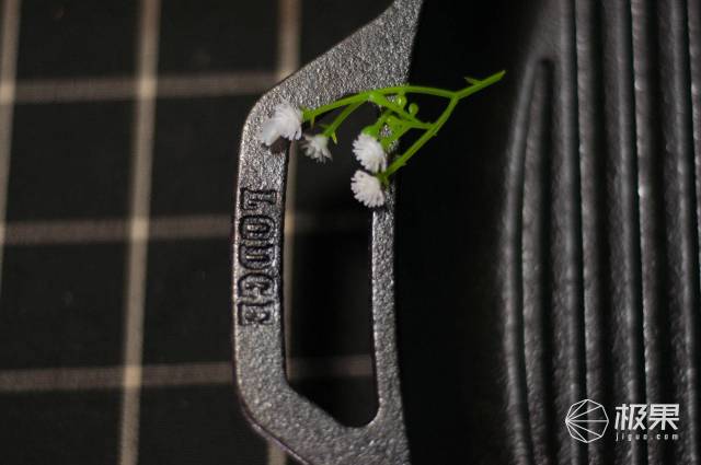 洛极(Lodge)美国进口铸铁牛排煎锅 洛极(Lodge)美国进口铸铁牛排煎锅