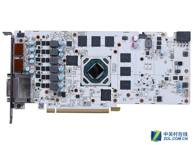 纯白情怀 迪兰RX 580 X-Serial 18周年纪念款评测 