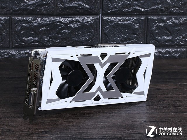 纯白情怀 迪兰RX 580 X-Serial 18周年纪念款评测 