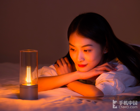 浪漫神器 小米众筹Yeelight烛光氛围灯 浪漫神器 小米众筹Yeelight烛光氛围灯