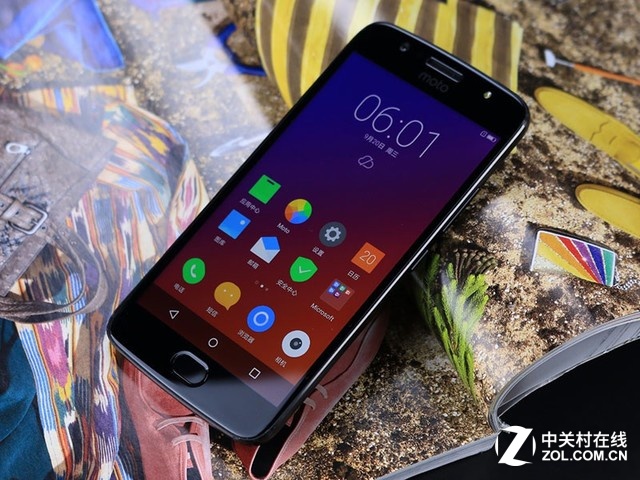 男朋友生日到了 送他这款手机最开心