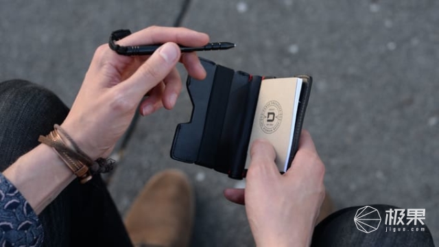 P01Pioneer多功能钱包