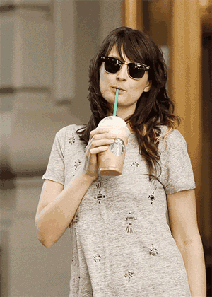 一个无名摄影师,靠这些奇怪的gif红遍了广告圈