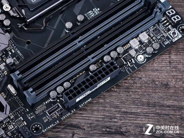 高端游戏玩家选择 华硕ROG M10H主板上市