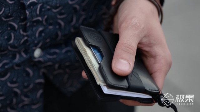 P01Pioneer多功能钱包