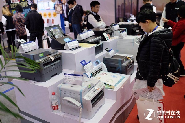 2017OA大会兄弟展台多元化全方位秀实力 