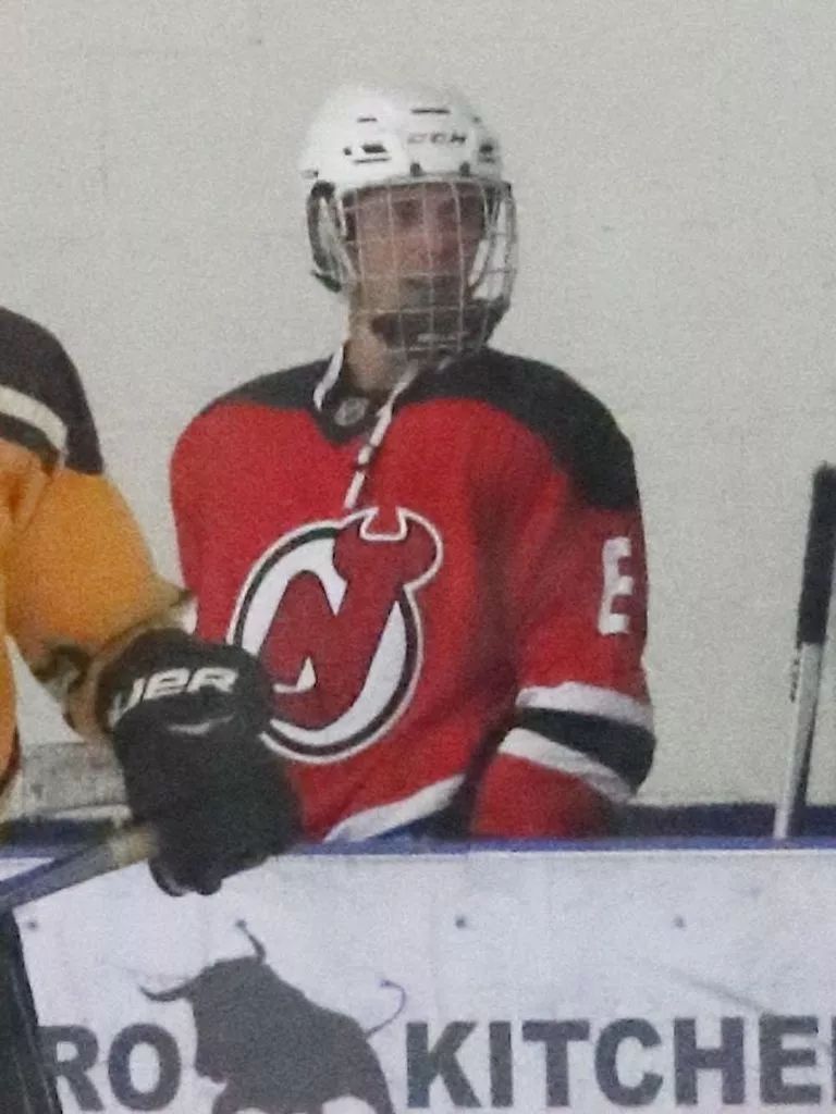 穿前男友衣服和初恋复合，玛丽苏剧都不敢这么演_手机凤凰网