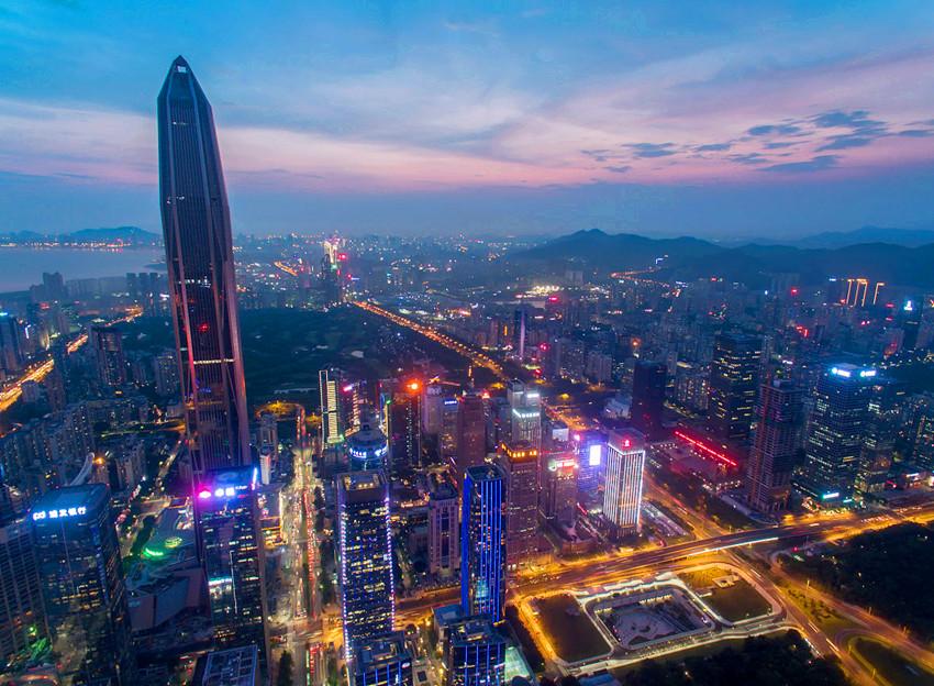 深圳为中国四大一线城市之一 ,国家计划单列市,国家区域中心城市.
