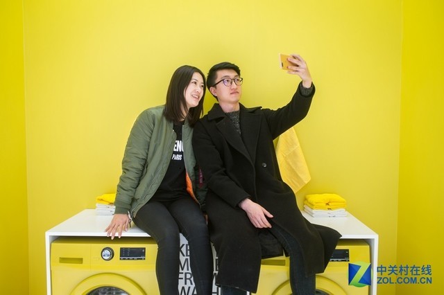 OPPO R11s首销日 线上创纪录线下排长队 