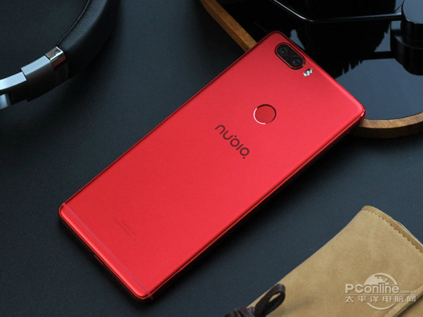 努比亚Z17烈焰红