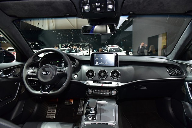 起亚Stinger将亮相广州车展 将进口进入