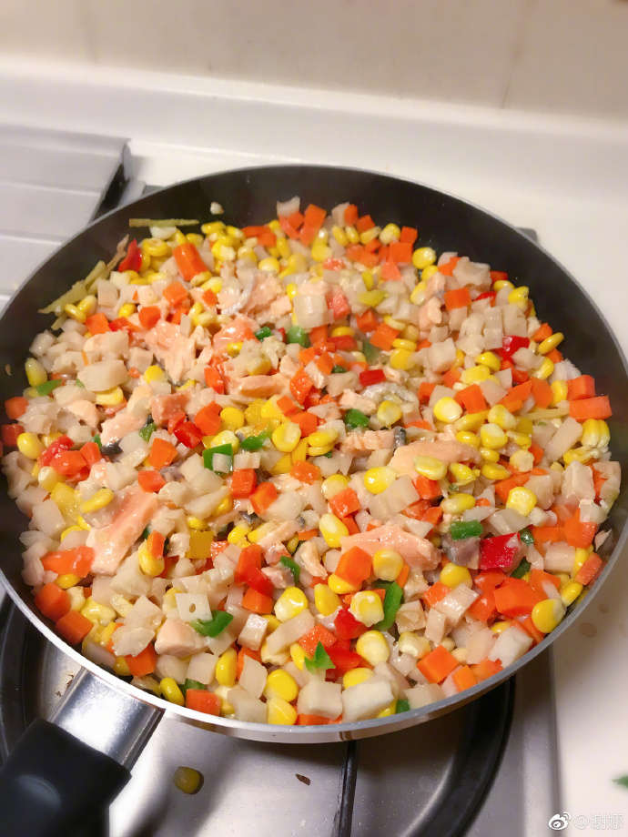 4711809egy1fl9fnph5f8j22c03404qv