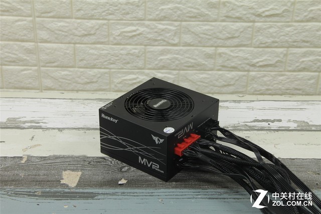 这次电源横评是我带过最差的一届 懂？ 