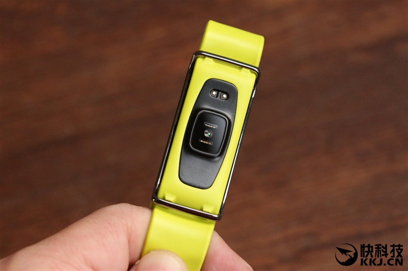 荣耀畅玩5和荣耀畅玩6_荣耀畅玩手环a2充电_荣耀畅玩手环a2