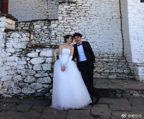 回看结婚照汪涵头发抢镜,陈小春应采儿创意满