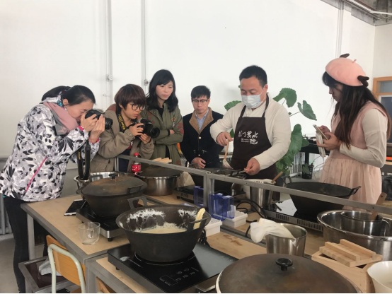 “一城山水，秋韵入怀”怀柔明星验客顺利举办