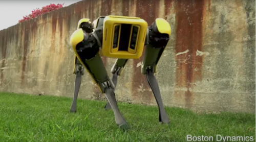波士顿动力公司展示SpotMini机器人：更优雅更灵活