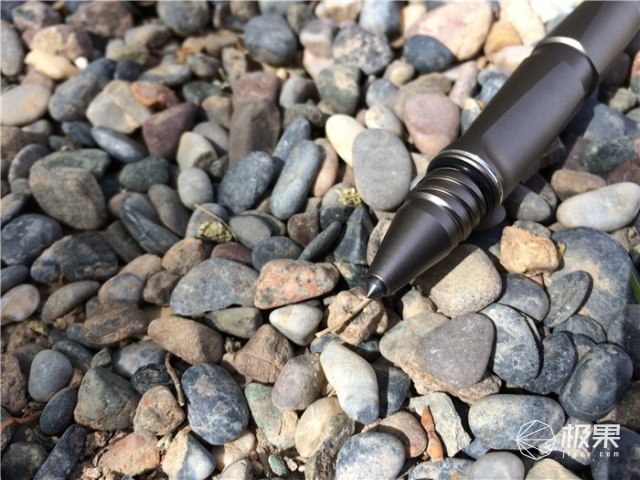 WUBEN（务本）TP10130流明战术笔灯