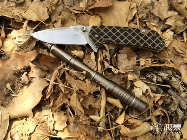 WUBEN（务本）TP10130流明战术笔灯