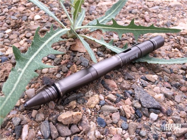 WUBEN（务本）TP10130流明战术笔灯