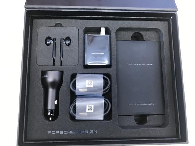 瞬秒iPhone X!华为Mate 10保时捷真机抢先上手