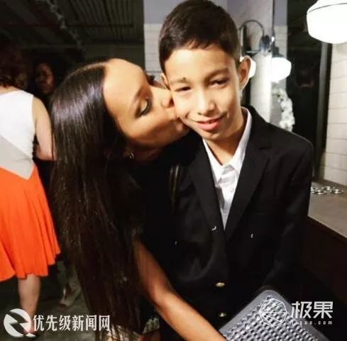 维密中国大秀最贵的那片bra谁来穿?直男别上来就瞎撸!