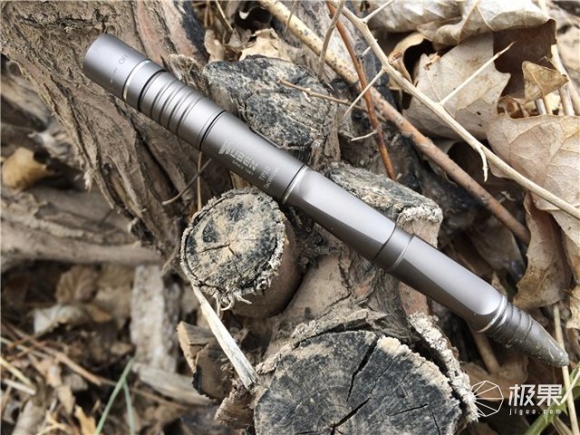 WUBEN（务本）TP10130流明战术笔灯