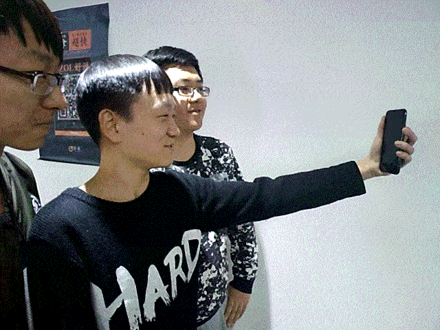 iPhone X人脸识别测试 测完12项决定买不买