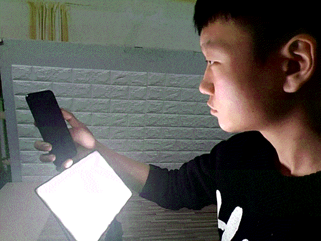 iPhone X人脸识别测试 测完12项决定买不买