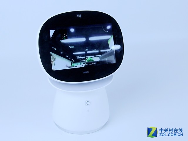 陪护机器人横屏 