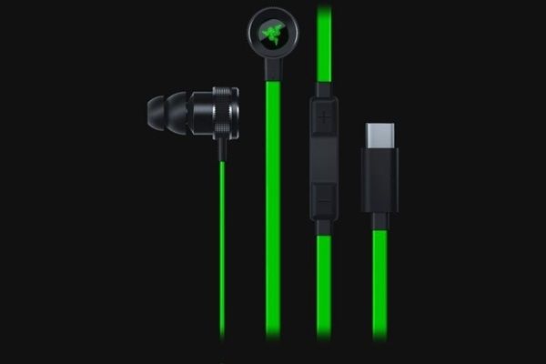 雷蛇新版战锤狂鲨耳机发布：Type-C接口 磁吸设计