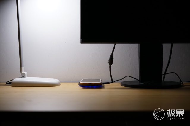 AnkerA2512011苹果无线充