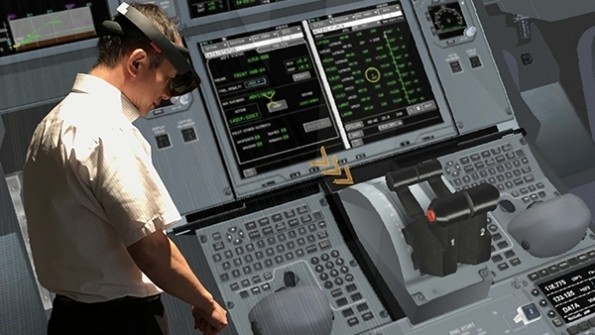飞机制造商Airbus利用HoloLens培训工程师和乘务员