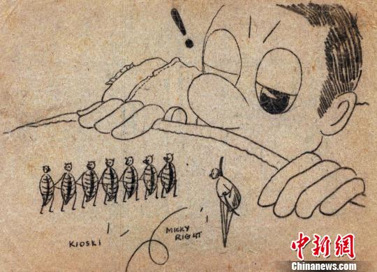 图为1475号战俘威廉・沃特克的漫画，意为在战俘营，战俘必须向日本人立正、敬礼，如果忘记了或是姿势不标准都会挨打。在战俘看来，甚至连跳蚤都得立正、报数。　王添翎 摄