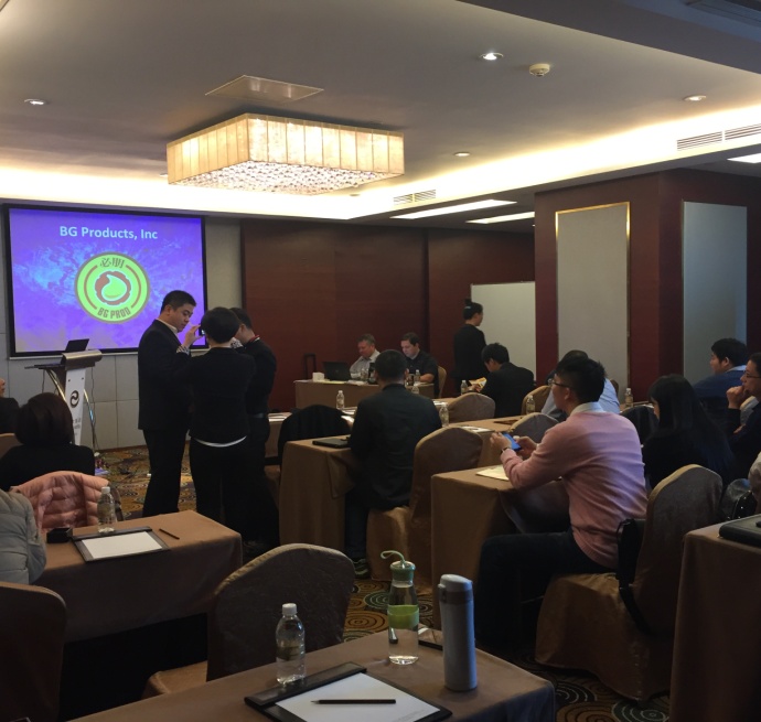 I:\HP Computer\张力亚运村\张力\市场\嘉兴APP\BG网站框架\BG网站框架\网站需用图片\图片素材\美国培训图片1.jpg