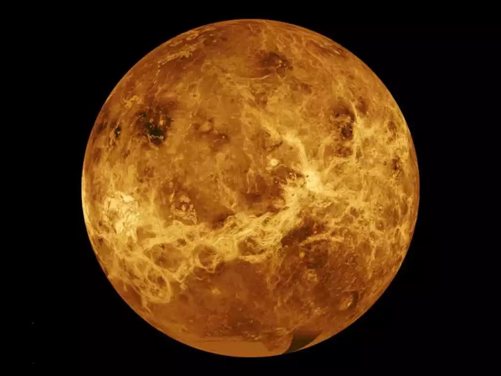 "金星上有活火山,还曾经拥有海洋和大陆的特征,陆地构造板块漂移和