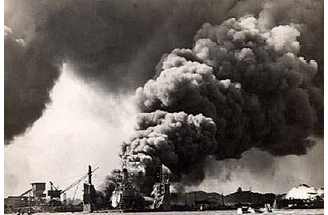 1942日本偷袭珍珠港时的精典老照片