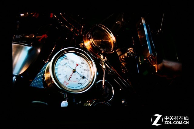 原色好色彩!TCL Q960C量子点曲面电视详评