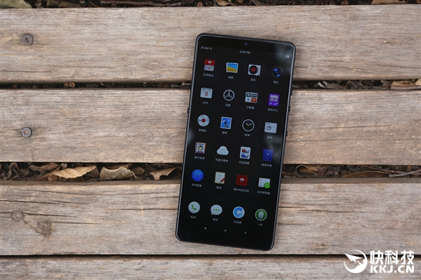 锤子手机天气APP出现空气净化器广告 罗永浩回应