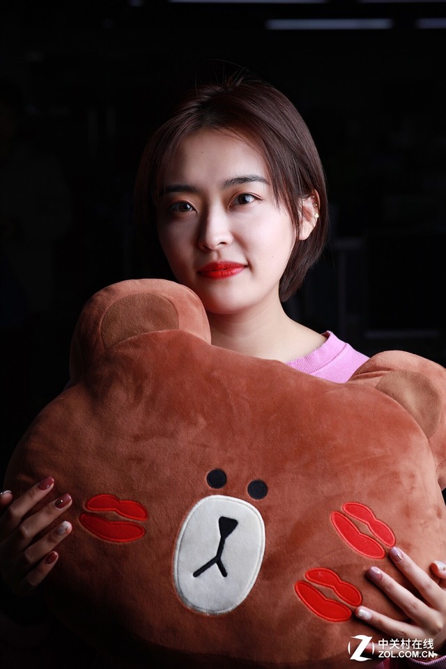 防抖大眼睛 佳能EF 85/1.4L IS USM评测 