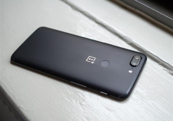一加手机5T再遭吐槽:系统适配速度慢,又断然拒