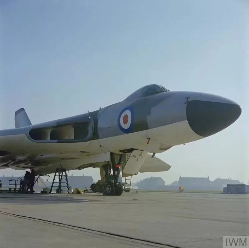 1960年英国皇家空军新宠儿 火神B.2战略轰炸机