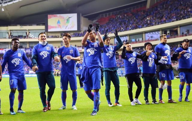上港足协杯冠军次数归零破局!海港3-1泰山加冕